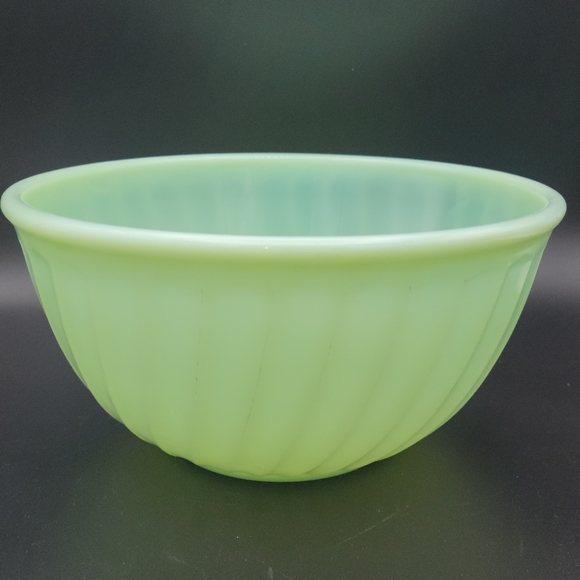 Vintage MCM Retro 1950’s Anchor Hocking Fire King Green Jadeite Swirl 9-Inch Mix - Picture 2 of 5